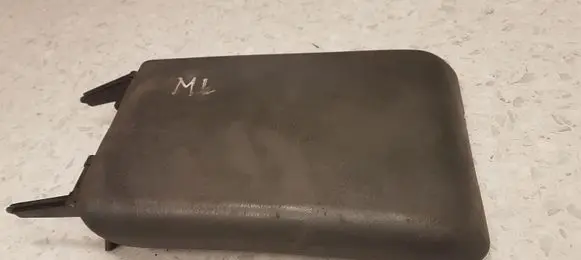 Mercedes-Benz ML W163 Armrest A1635841917
