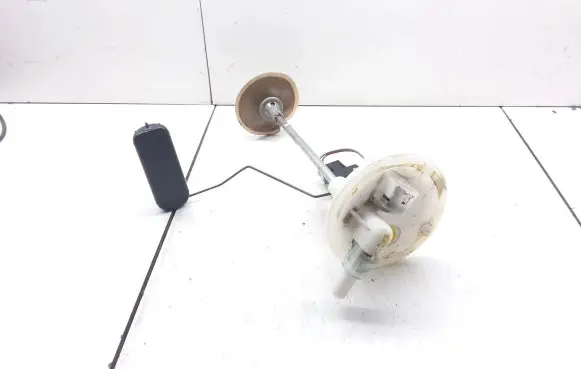 Subaru Legacy Fuel level sensor 2068