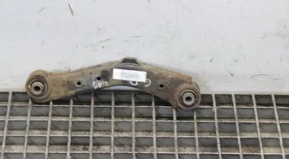KIA Sportage Rear upper control arm/wishbone