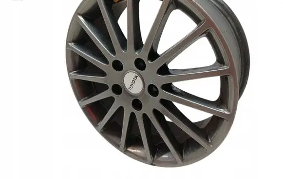 Toyota Avensis T270 R17 alloy rim 