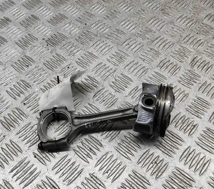 Peugeot 408 II Piston 1654514180 9807260380