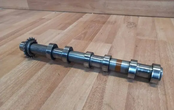 Land Rover Range Rover Sport L320 Camshaft 4R8Q6A270AB 4R8Q6A270AC C2S26273