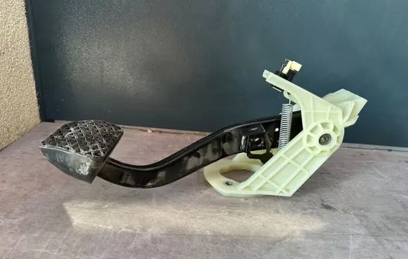 BMW 3 F30 F35 F31 Brake pedal 35006860647 22011130901 35316859639