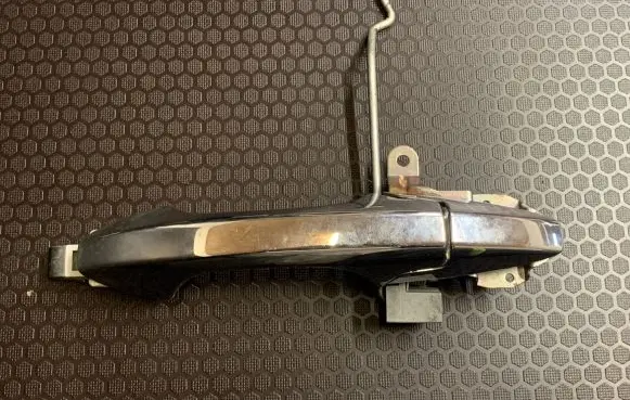 Honda CR-V Front door exterior handle 43922SWA