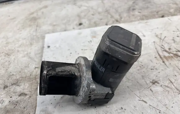 Mercedes-Benz CLS C219 EGR valve 109315 00005320C5 AC5100741315