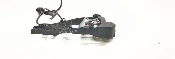 Rear door exterior handle/bracket
