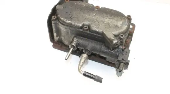 Chrysler 300C Fuel filter bracket/mount holder 