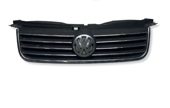 Skoda Superb B5 (3U) Front grill 3B0858651L