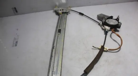 Mazda Premacy Front window lifting mechanism without motor