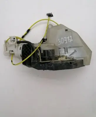 Mercedes-Benz S W220 Rear door lock 2207305735