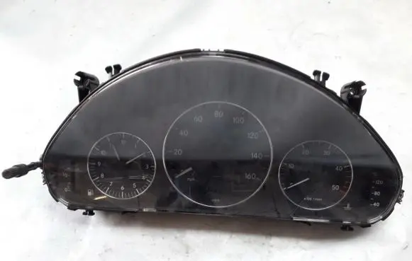 Mercedes-Benz E W211 Speedometer (instrument cluster) A2115405947 110080292