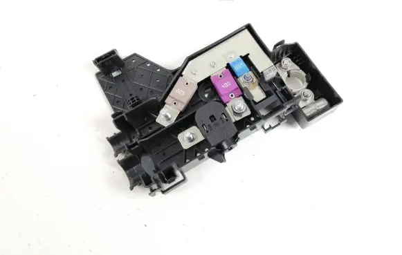 Volvo XC90 Ignition-blocking relay 