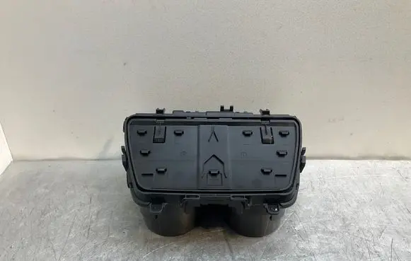 BMW 6 F06 Gran coupe Cup holder front 9197227