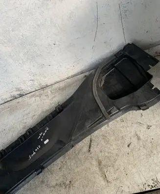 BMW 1 E81 E87 Other engine bay part
