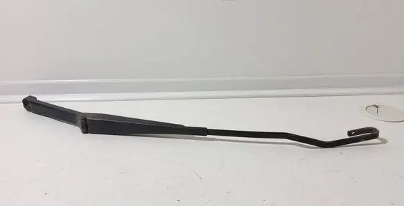 Volkswagen Transporter - Caravelle T4 Front wiper blade arm 701955409A