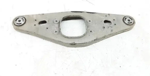 Mercedes-Benz E W211 Rear differential/diff mount bracket A2303522206