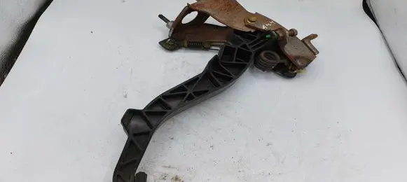 Toyota Land Cruiser (HDJ90) Accelerator throttle pedal NOCODE
