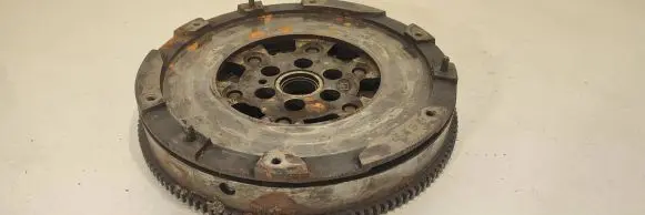 Opel Corsa E Dual mass flywheel 55587527 400513452HF