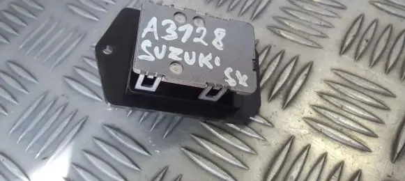 Suzuki SX4 Heater blower motor/fan resistor PFZ10 7742-34