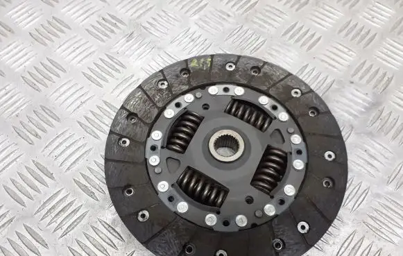 Nissan Micra Clutch pressure plate 322038310