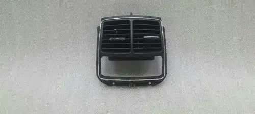 Mercedes-Benz CLS C219 Rear air vent grill A2118302254