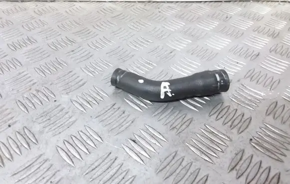 Volkswagen Touareg I Engine coolant pipe/hose 07Z121062F