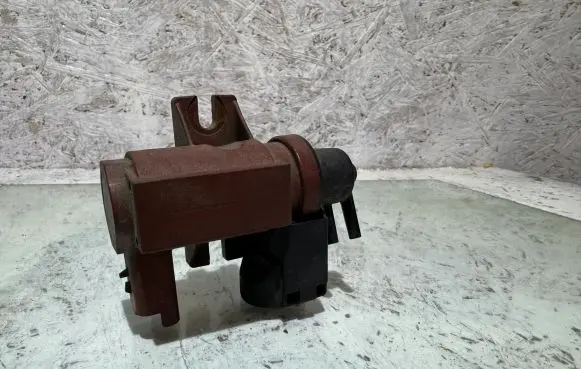 Ford Galaxy Turbo solenoid valve 6G9Q9E882CA