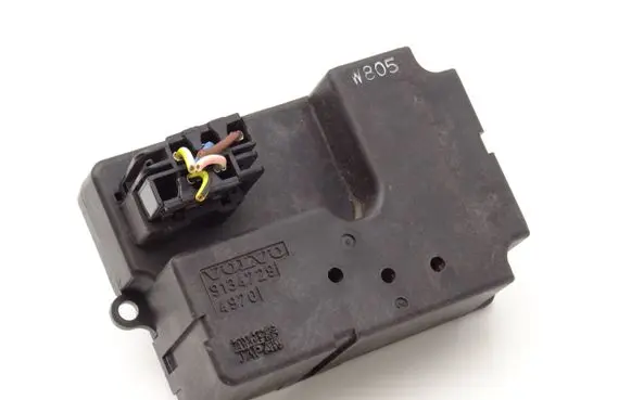 Volvo C70 Air flap motor/actuator 9134729