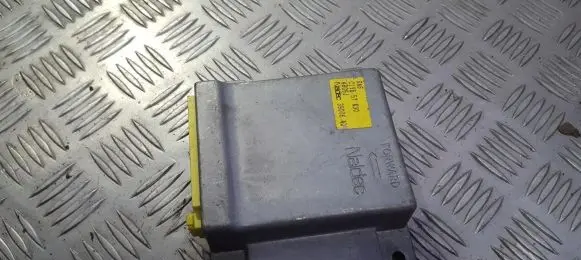 Mazda Premacy Airbag control unit/module c1y657k30 4b06j