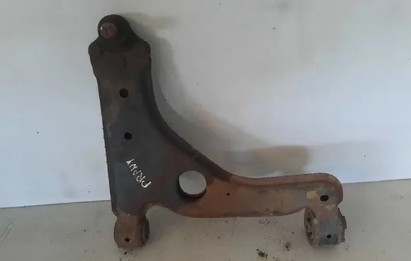 Opel Zafira B Front control arm