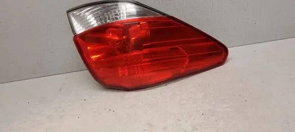 Subaru Outback Rear/tail lights 22020067