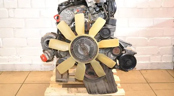 Mercedes-Benz Sprinter W901 W902 W903 W904 Engine 611981