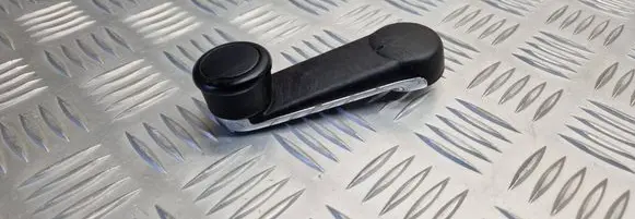 Volkswagen PASSAT B5.5 Rear door window winding handle 443837581DE 3B08375752