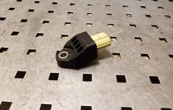 Toyota RAV 4 (XA30) Airbag deployment crash/impact sensor 8983142010