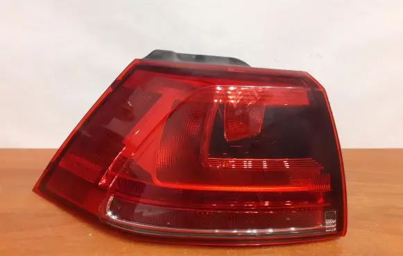 Volkswagen Golf VII Rear/tail lights 5GM945095B 12139