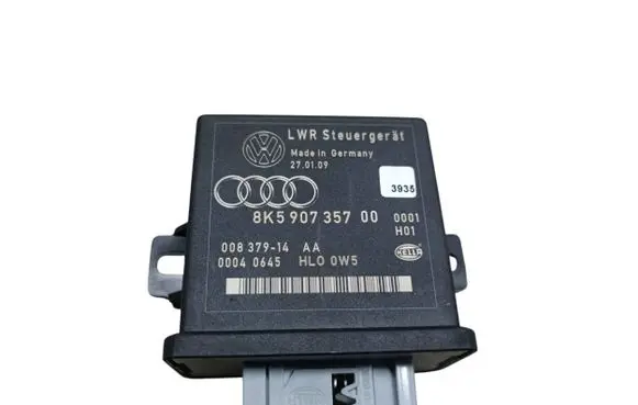 Audi A4 S4 B8 8K Light module LCM 8K5907357 00837914 00040645