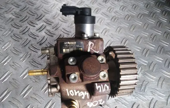 Peugeot 206 Fuel injection high pressure pump 0445010102