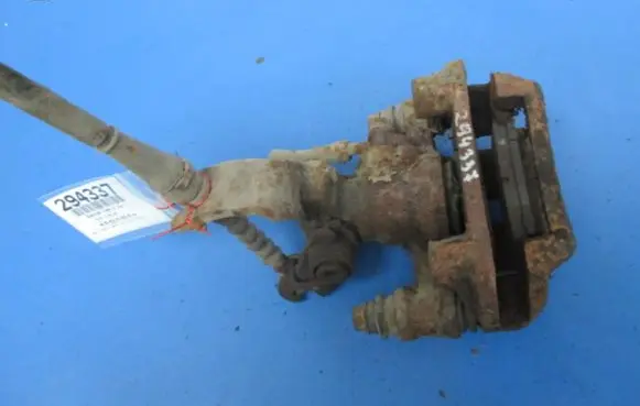 KIA Clarus Rear brake caliper