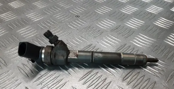 Mercedes-Benz B W245 Fuel injector 0445110167 A6400700787
