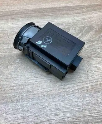 Volkswagen PASSAT B6 Ignition lock 3C0905843M