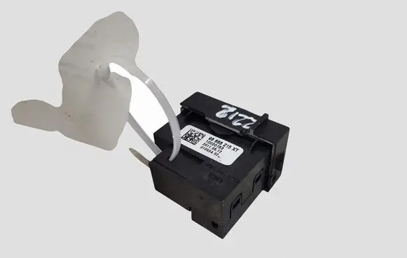 Peugeot 508 Seat heating switch 96666215XT 10020753