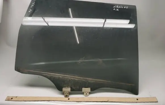 Nissan X-Trail T30 Rear door window glass 43R007953 A001594