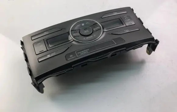 Toyota Auris 150 Interior fan control switch 5590002220