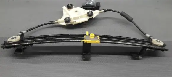 Alfa Romeo 156 Front window lifting mechanism without motor D233505