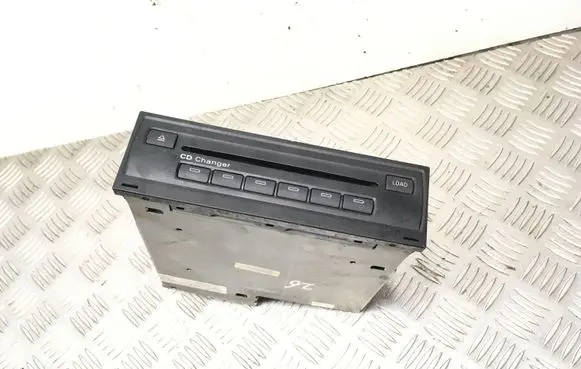 CD/DVD changer