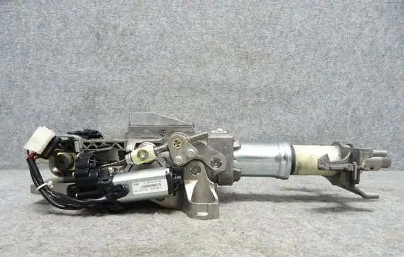 Steering wheel axle set