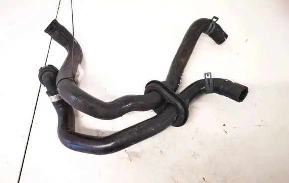 Volkswagen PASSAT B5 Engine coolant pipe/hose 8d0819373n