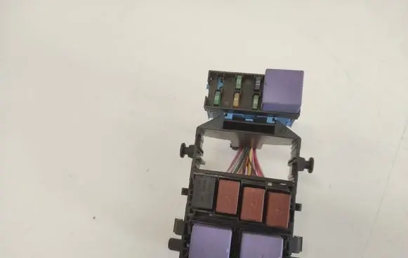 Renault Espace IV Fuse module 55R3C0037 370415