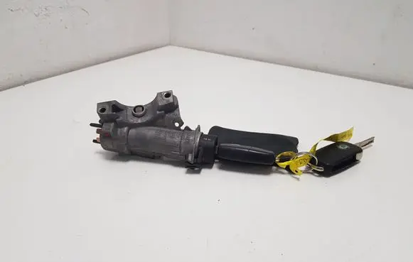 Skoda Fabia Mk2 (5J) Ignition lock 4B0905851C