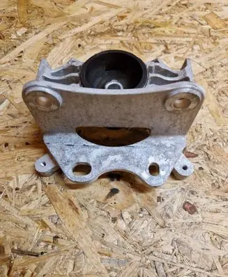 Dacia Spring Engine mount bracket